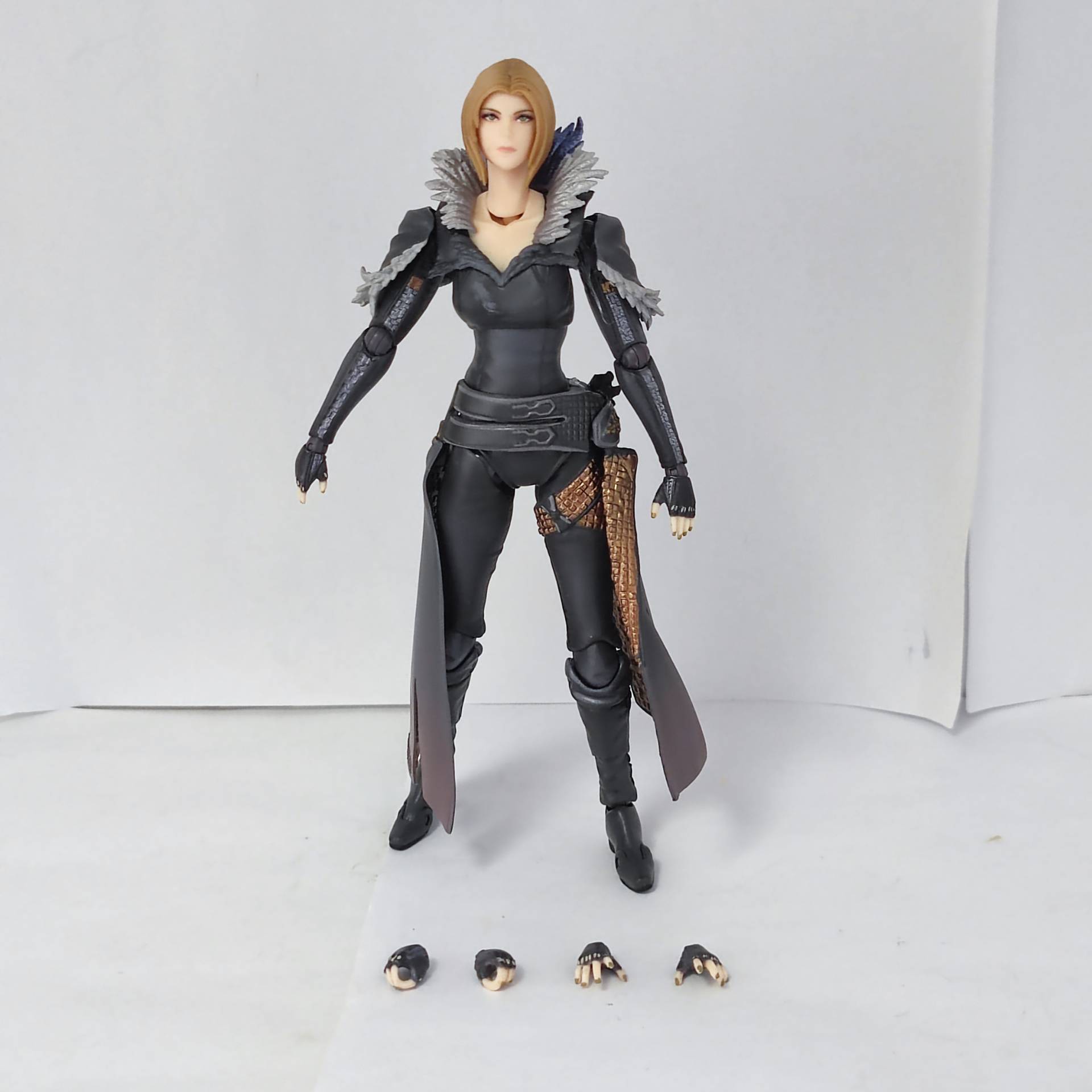 Official Loose Figure Hugo Kup - Model Kit Final Fantasy 评论和价格