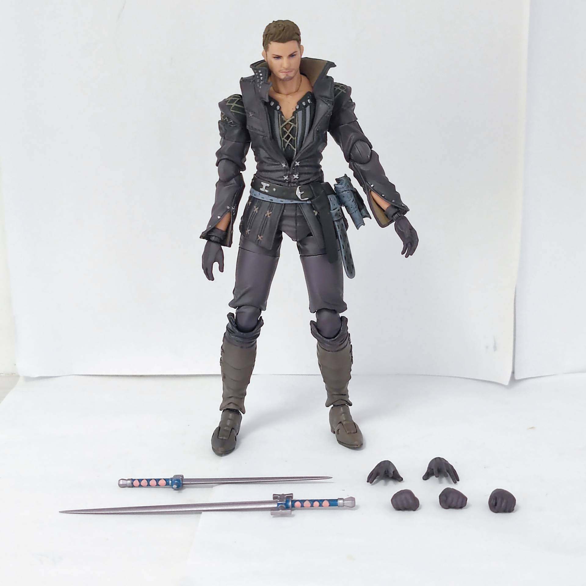 Official Loose Figure Hugo Kup - Model Kit Final Fantasy 评论和价格